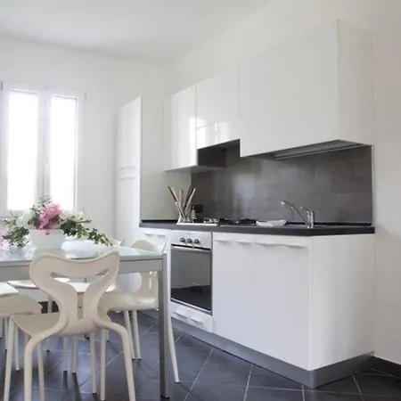 Apartment Ferienwohnung Fuer 6 Personen Ca 75 Qm In Cefalu, Sizilien Nordkueste Von Sizilien - B44294 *