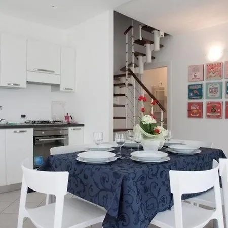Ferienwohnung Fuer 6 Personen Ca 75 Qm In Cefalu, Sizilien Nordkueste Von Sizilien - B44294 *
